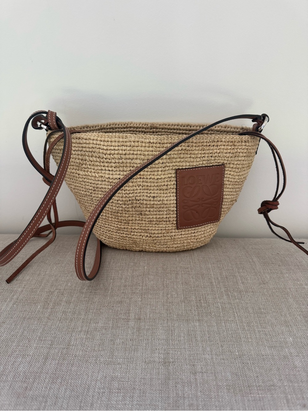 Loewe raffia Pochette crossbody. - Picture 4 of 12